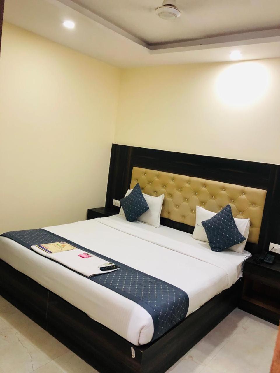 Hotel Ivy Plaza Near Igi Airport New Delhi Exterior foto